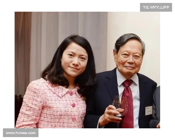 杨振宁退休金曝光,翁帆背后的隐秘真相首次揭晓(杨振宁同意妻子翁帆改嫁) 杨振宁退休金曝光,翁帆背后的隐秘真相首次揭晓(杨振宁同意妻子翁帆改嫁)